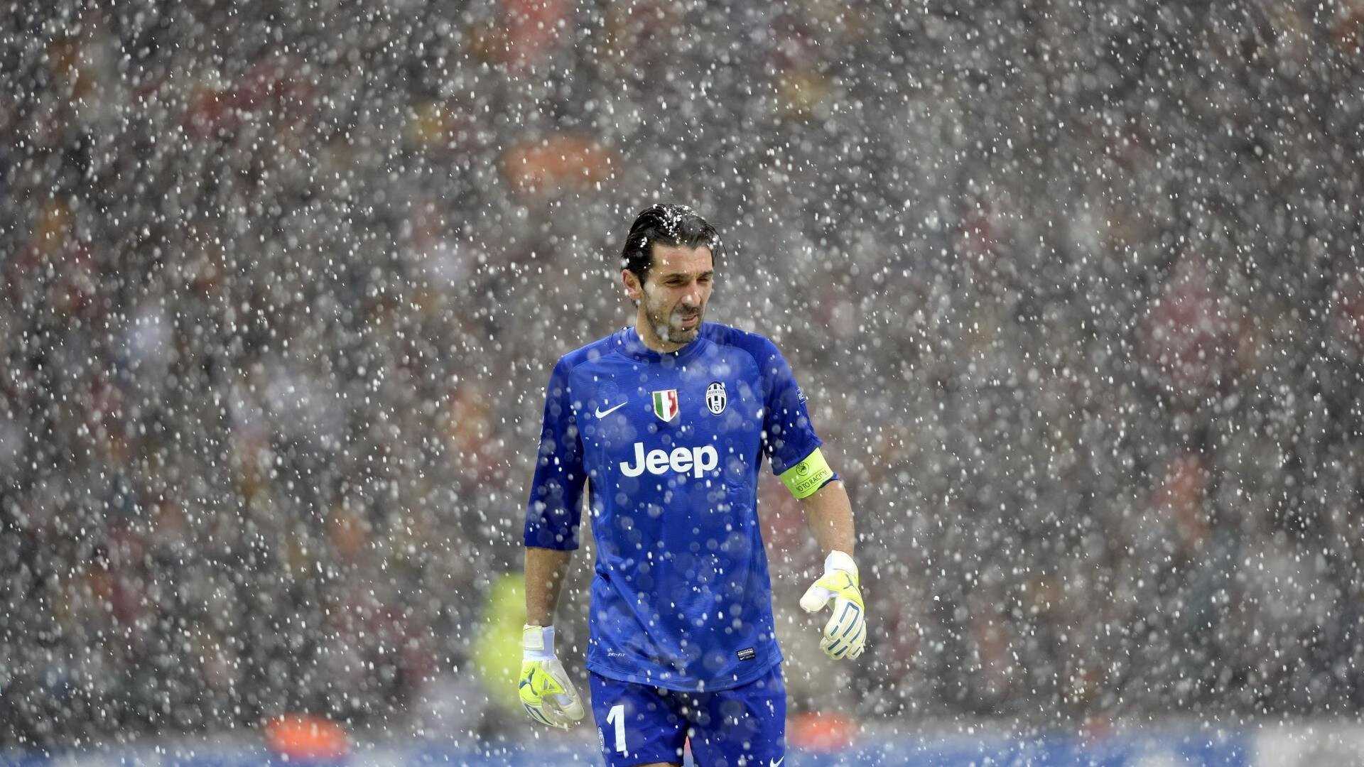 萨内统治全场！希腊鏖战马竞，一场定义现代足球的战术对决