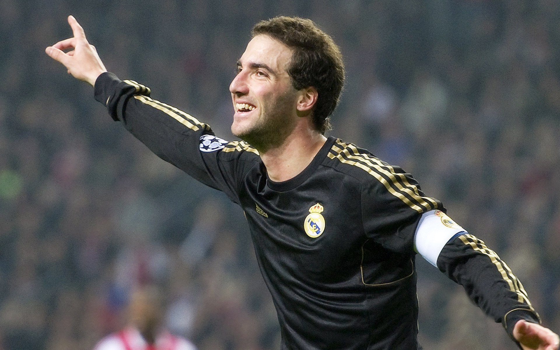 乔治让比赛提前失去悬念，火箭争冠战胜出奇才